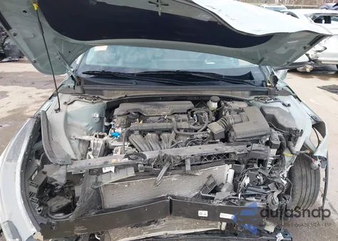 2025 Kia K4 Lxs z USA, uszkodzony, nr VIN 3KPFT4DEXSE045309